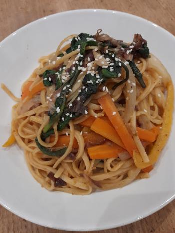 File:Curried vegetable noodles.jpg